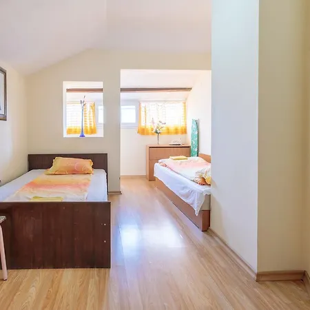 Appartement Eli *